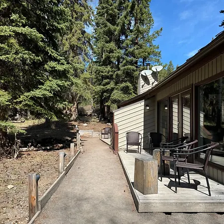 The Juniper Hotel & Bistro Banff Exterior photo